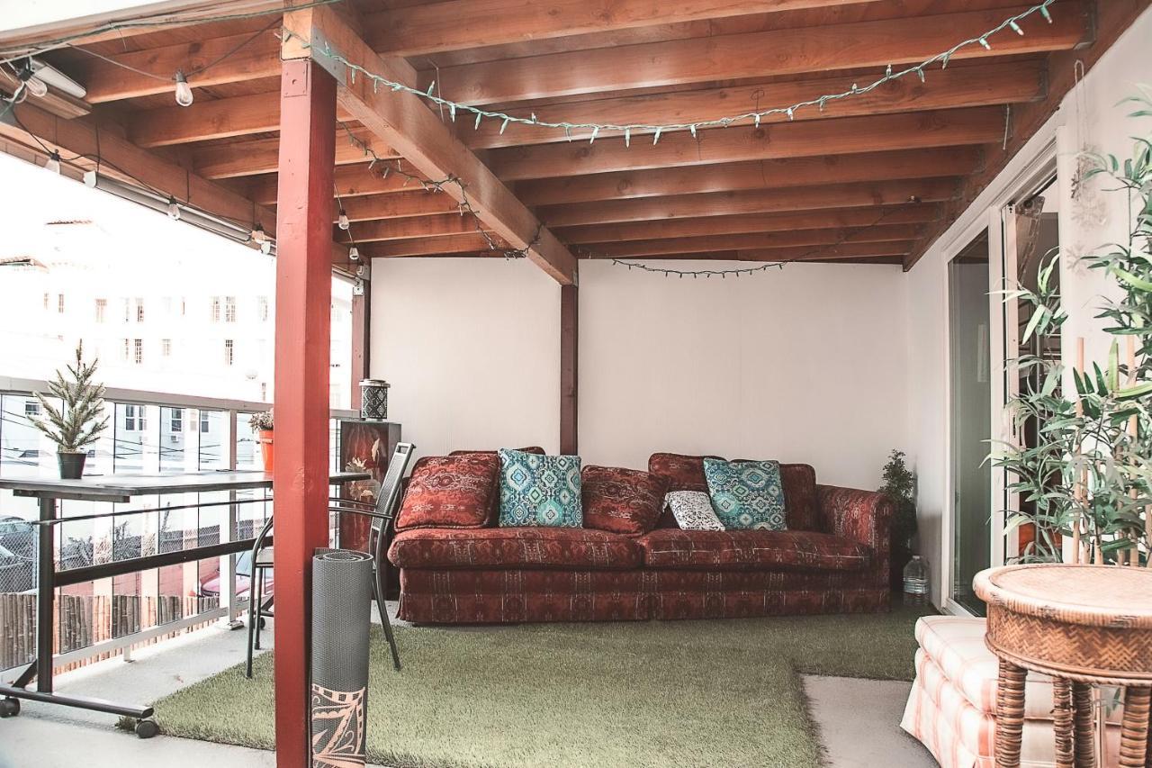 Rumi Los Angeles Exterior foto